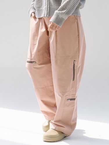 Utility Zipper Cargo Pants _ - BASEMOMENT - Modalova