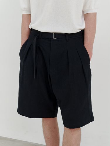 Belted Wide Linen Shorts _ Black - endoor - Modalova