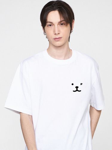 UNISEX] Puppy Face Black Drawing Smile T-shirt - GRAVER - Modalova