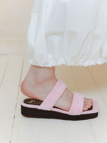 Towel Strap Slippers_Pink - BLANC TOE - Modalova