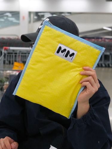 Fluffy Shield For iPad Pouch - minmin - Modalova