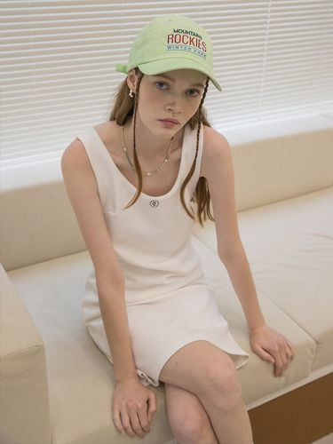 Tuck Sleeveless Dress_White - clet - Modalova