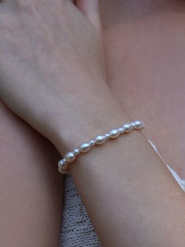 Oval Pearl Bracelet - Less is more - Modalova