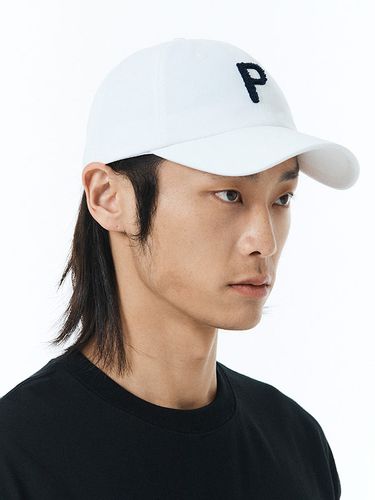 Small P Logo Boucle Baseball Hat - PLAYIAN - Modalova