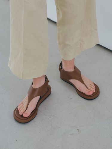 Denver Sandal_Brown - FOIT - Modalova