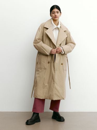 Oversized Padded Belted Coat _Beige - STEP AROUND - Modalova