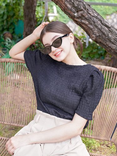 Crinkle Boat-neck Blouse_Black - bibyseob - Modalova