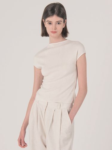 Half Neckline Simple Knit Top - We’Dee - Modalova