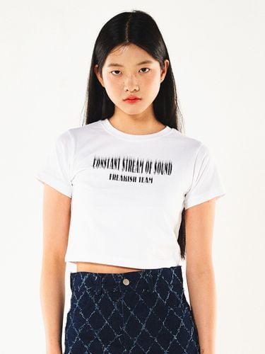 Stipple Short Sleeve Cropped T-shirt - FREAKISH BUILDING - Modalova