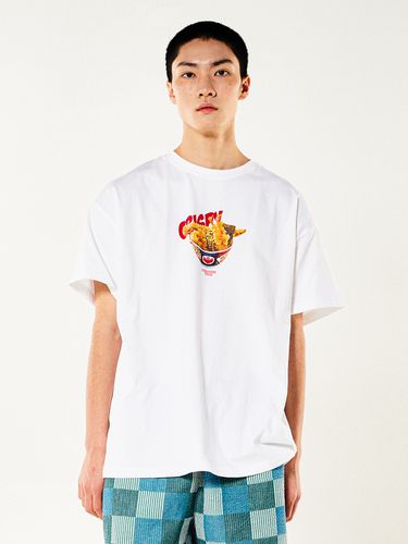 Crisp Team Short Sleeve T-shirt - FREAKISH BUILDING - Modalova