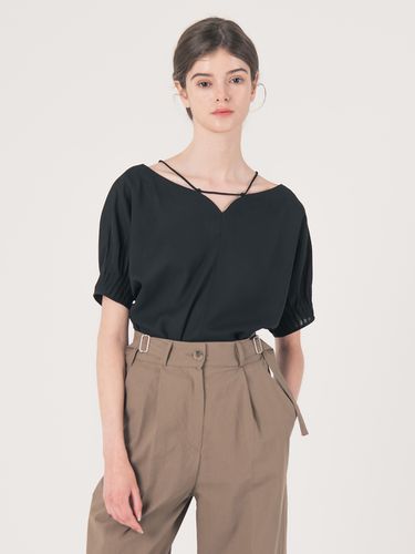 Neckline Tie Shirt - Black - We’Dee - Modalova