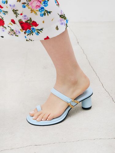 Side Ball Sandals_Light Blue AT22S09 - SALONDEJU - Modalova