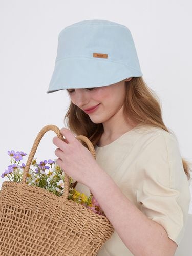 Essential Leather Patch Linen Bucket Hat_ 4 Colors - ULUK - Modalova