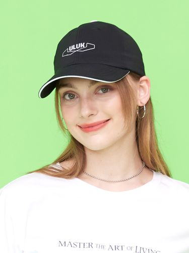 Essential Tech Sporty Ball Cap_ - ULUK - Modalova