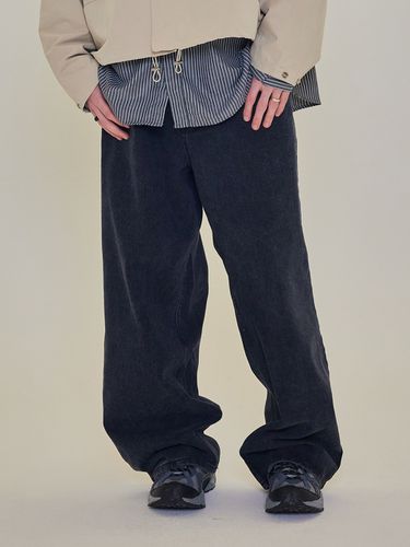 CB Easy Wide Denim Pants _ Black - CARGOBROS - Modalova