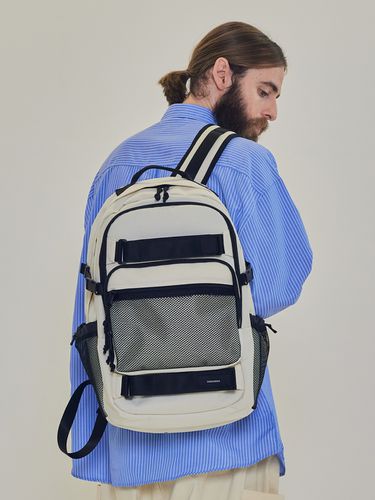 CB Double Strap Pocket Backpack _ IVR - CARGOBROS - Modalova