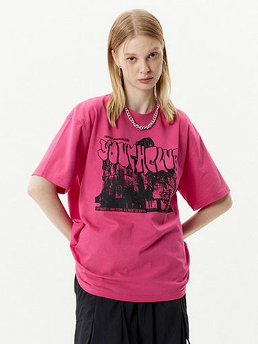 Youth Club Graphic T-shirt [Pink] - ODD STUDIO - Modalova