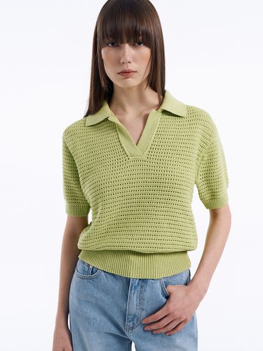 Half Open Collar Sweater_Yellow Green - Lamerei - Modalova