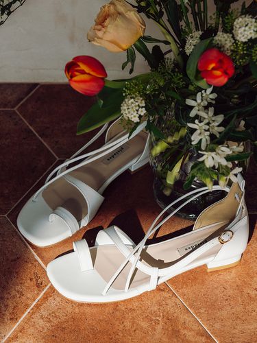 SOPHIE Sandals- White - pleiades - Modalova