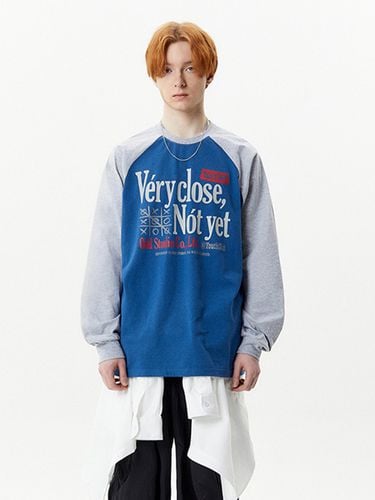 Very Close Raglan Long Sleeve T-shirt [Blue/Gray] - ODD STUDIO - Modalova