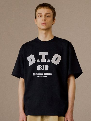 D.T.O Logo Applique T-Shirt _ Black - DTHIRTYONE - Modalova