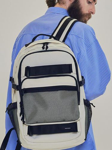 CB Double Strap Pocket Backpack_Beige - CARGOBROS - Modalova