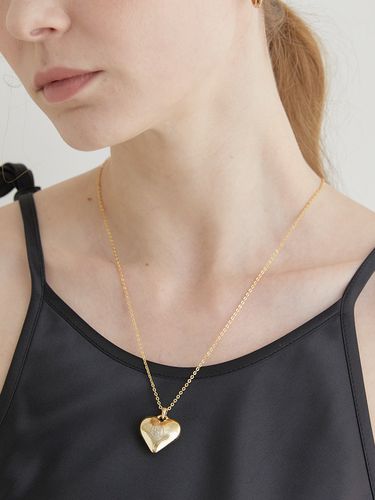 Heart Pendant Chain Necklace_Gold - halden - Modalova