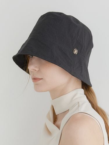 Light Nylon Bucket Hat_Black - halden - Modalova