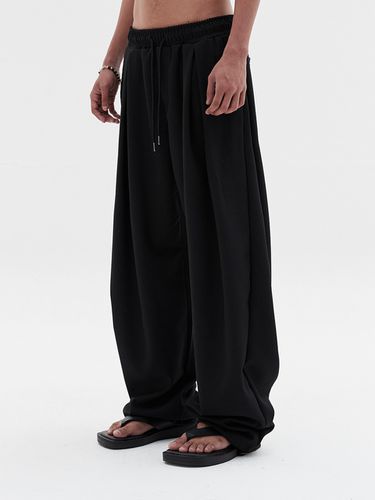 Deep Four Tuck Flow Banded Linen Pants _ - DNSR - Modalova