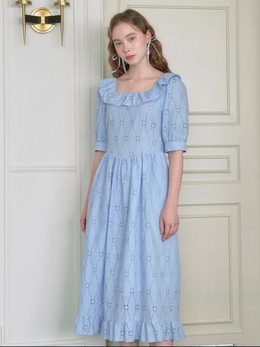 Broderie Anglaise Dress_Sky Blue - ILLUSTRIS ILLUSION - Modalova