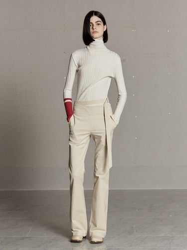 Boots-cut Corduroy Pants_Off White - MUSEE - Modalova