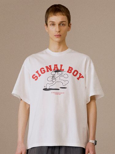 Signal Boy Dah One Step T-Shirt _ - DTHIRTYONE - Modalova