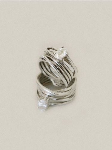 Sunset White Tangled Ring - partez - Modalova