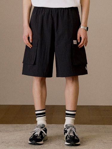 Nylon Cargo Bermuda Shorts _ Black - DTHIRTYONE - Modalova