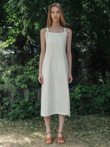 Basic Slit Long Dress_White - hardcore happiness - Modalova