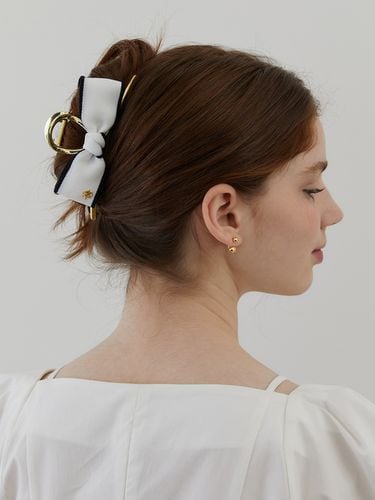 Border Ribbon Hair Claw Clip - TATIANA - Modalova