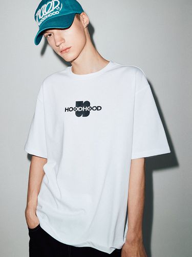 Clover Logo T-Shirt () - HOODHOOD - Modalova