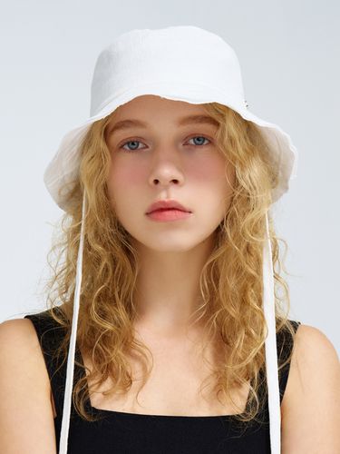 Linen Wide String Bucket Hat Jane - WHITE SANDS - Modalova