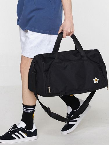 Flower Smile Embroidery Duffle Bag_Black - GRAVER - Modalova