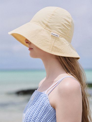 Cotton Bucket Hat Anita_6 Colors - WHITE SANDS - Modalova