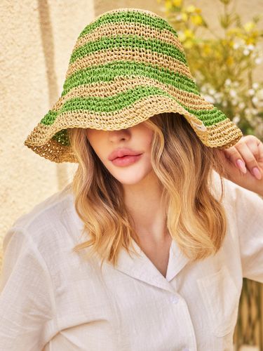 Stripe Paper Bucket Hat_Green - VARZAR - Modalova