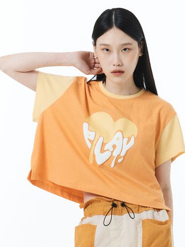 Two Toned Heart Loose Fit Cropped T-Shirt - PLAYIAN - Modalova