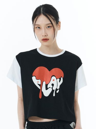 Two Toned Heart Loose Fit Cropped T-Shirt - PLAYIAN - Modalova