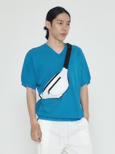 Apparel Round Mini Hobo Waist Bag - Analogmood - Modalova