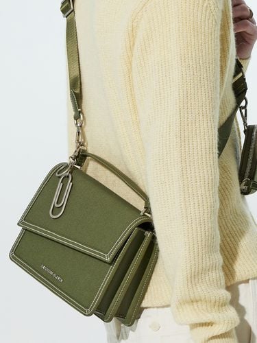 NO.43 Handle Cross Bag _ Khaki - SATURDAY-ELEVEN - Modalova