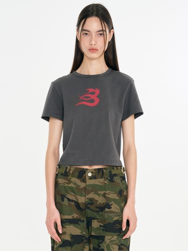 B Flame Cropped T-shirt - Charcoal - BAUF - Modalova