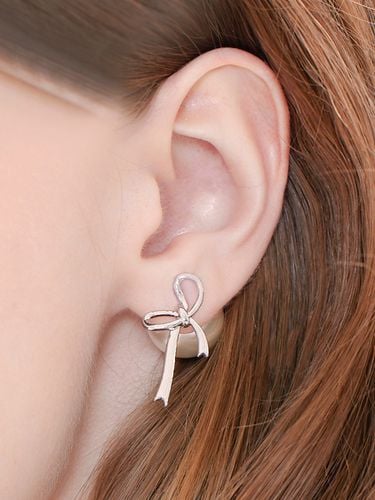 Special Ribbon Earrings (2Colors) - HAS - Modalova