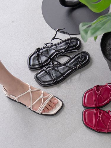 Flutter Strap Sandal_3 Colors - SPUR - Modalova