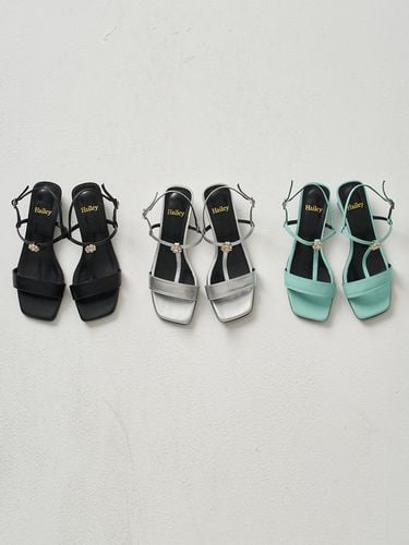 HJ23034 T-Strap Sandals _3 Colors - Hailey - Modalova