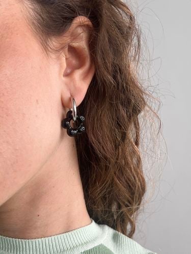 Black Point Hoop Earrings - August Harmony - Modalova